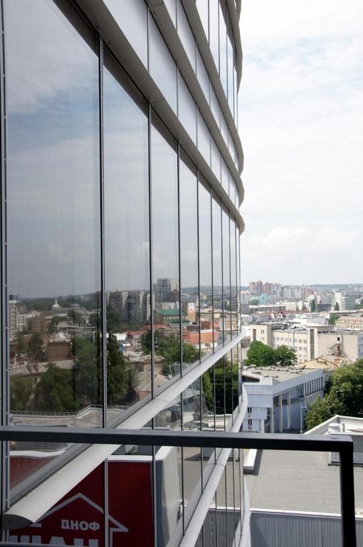 Staybridge Mini-Hotel In Most City Panoramic River View Dnipro Ruang foto